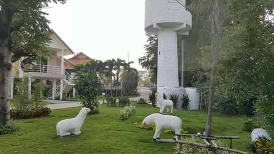 Baan Suan Geb Tawan Hotel Lopburi Exterior photo